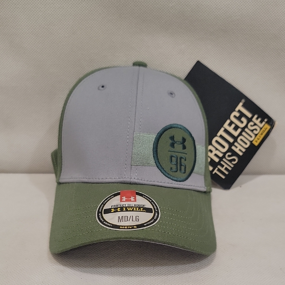 NWT - UNDER ARMOUR BASEBALL CAP HAT WITH 96 GOLD INSIGNIA (sz M/L)